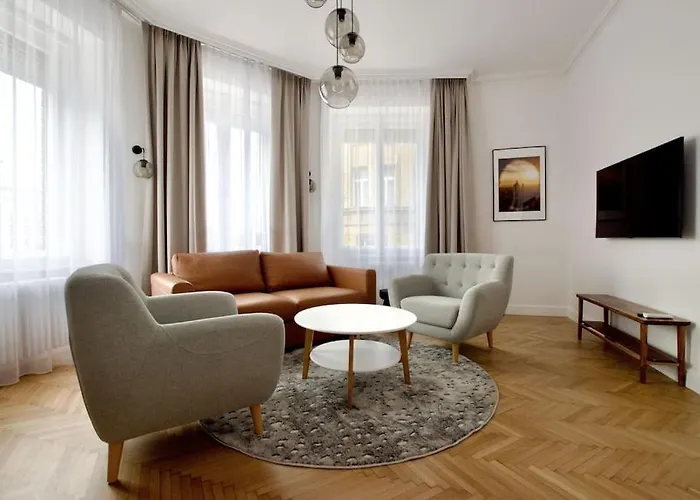Premium By Hi - 2 Bedroom - View Budapešť