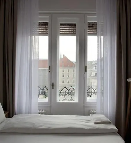 Premium By Hi - 2 Bedroom - View Budapešť