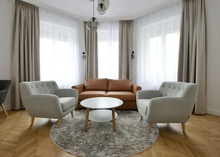 Premium By Hi - 2 Bedroom - View Budapešť